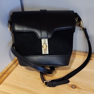 💙 Elegant Black Leather Crossbody Bag